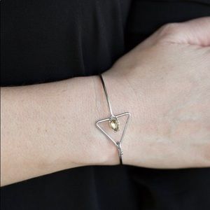 Sparkly Triangular Bracelet NWT